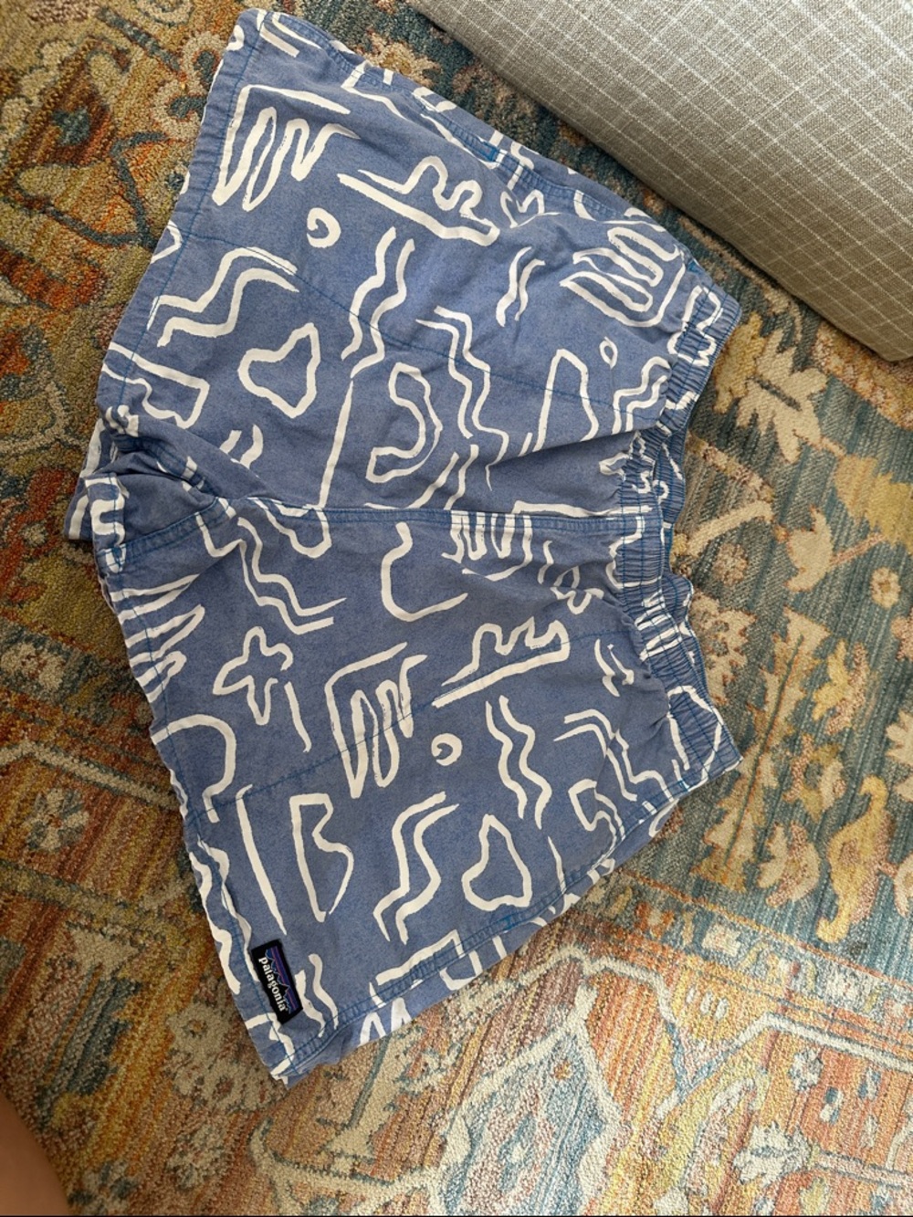 PATAGONIA Blue Patterned Shorts size large